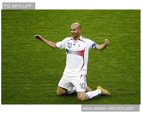 巴萨大胜齐达内执教下的皇马，梅西压哨任意球绝杀双线2连胜