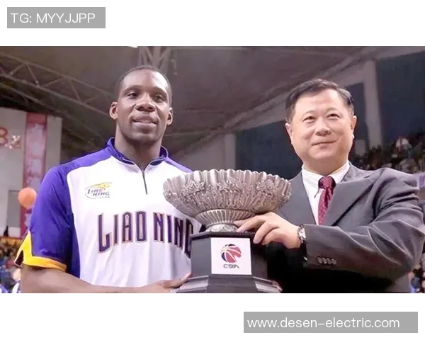 哈德森的传奇旅程探索他在篮球历史上的辉煌成就与影响力